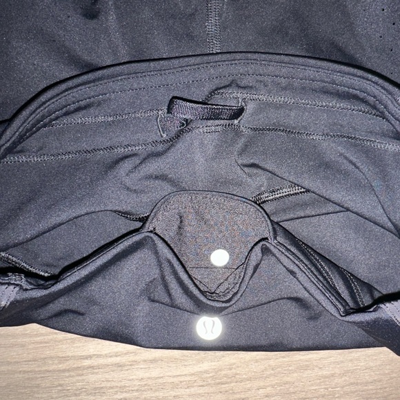 Womens LuLu Lemon Black Athletic Pants - Picture 4 of 5